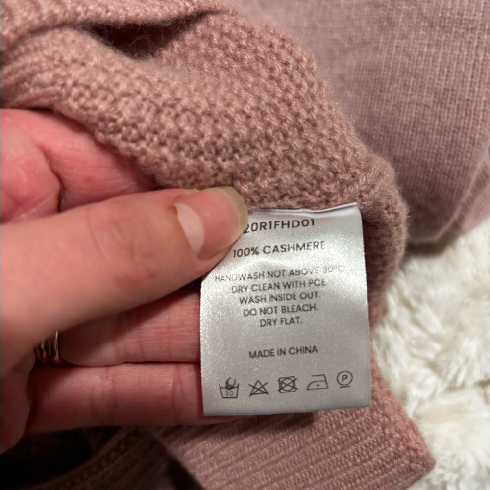 NWOT Gentle Herd 100% Cashmere Pullover Hooded Sweater - Picture 7 of 9